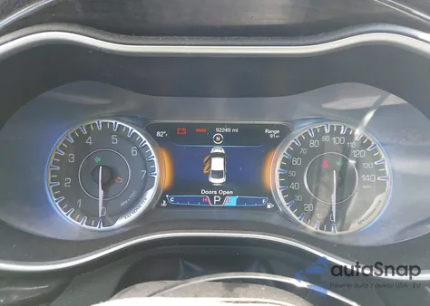 2015 Chrysler 200 C из США, поврежденный, VIN 1C3CCCCG8FN553302